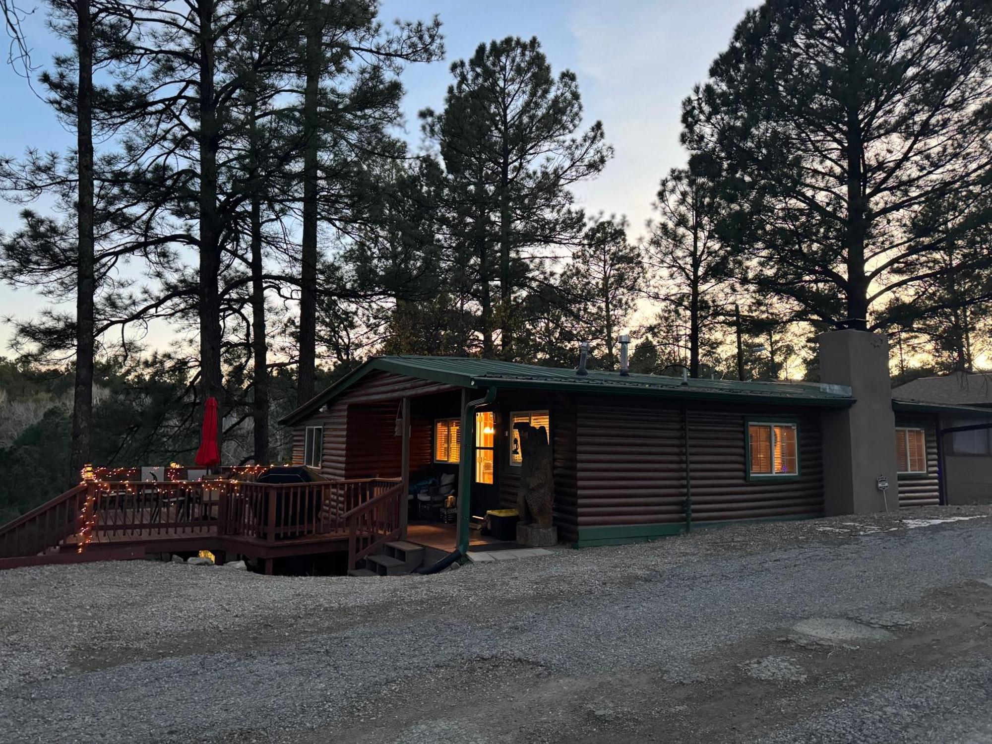 Gonzales Cozy Little Bear Cabin Ruidoso Extérieur photo